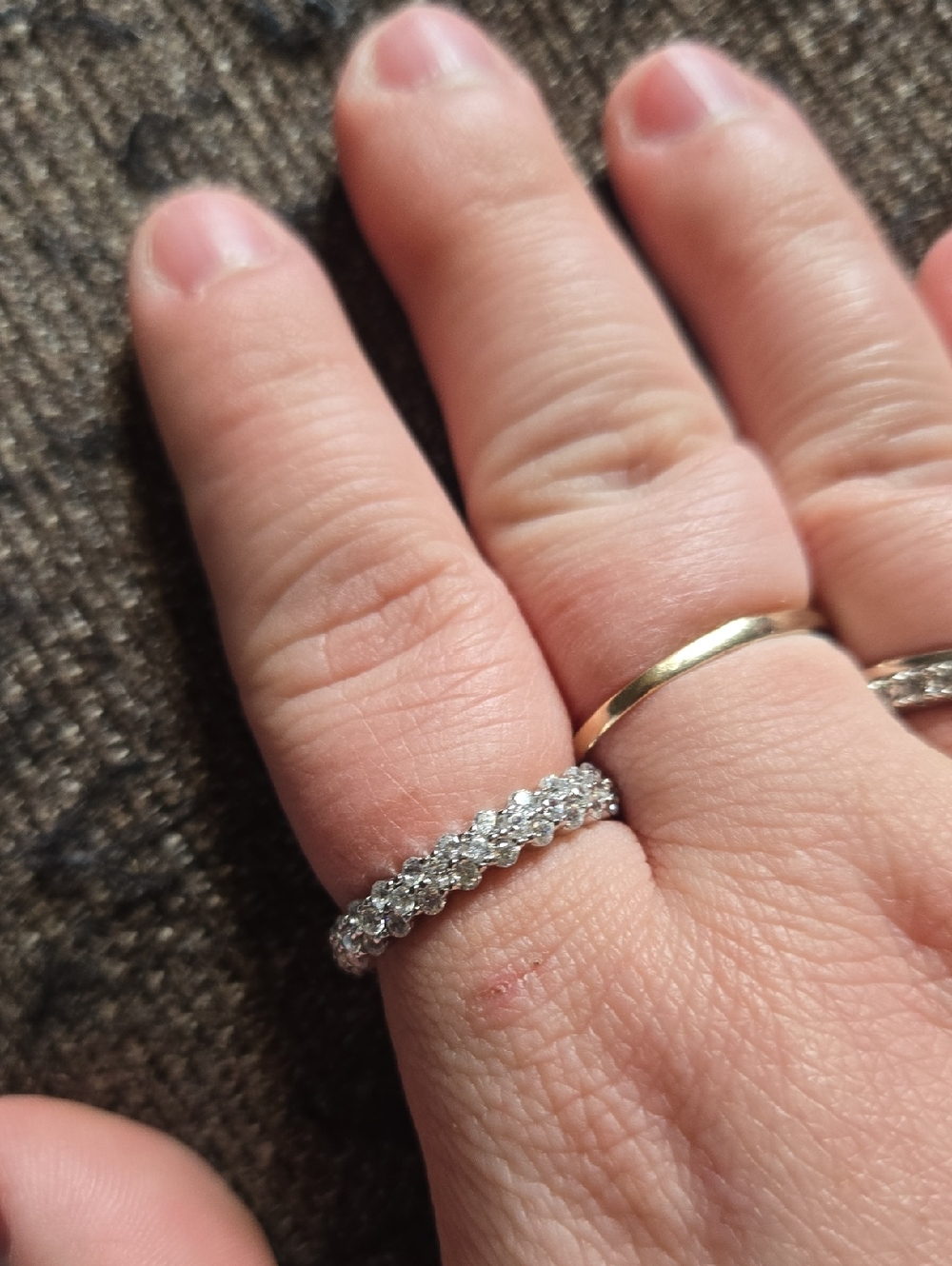 Genevive CZ Sparkle Half-Eternity Ring in 925 Silver NWOT